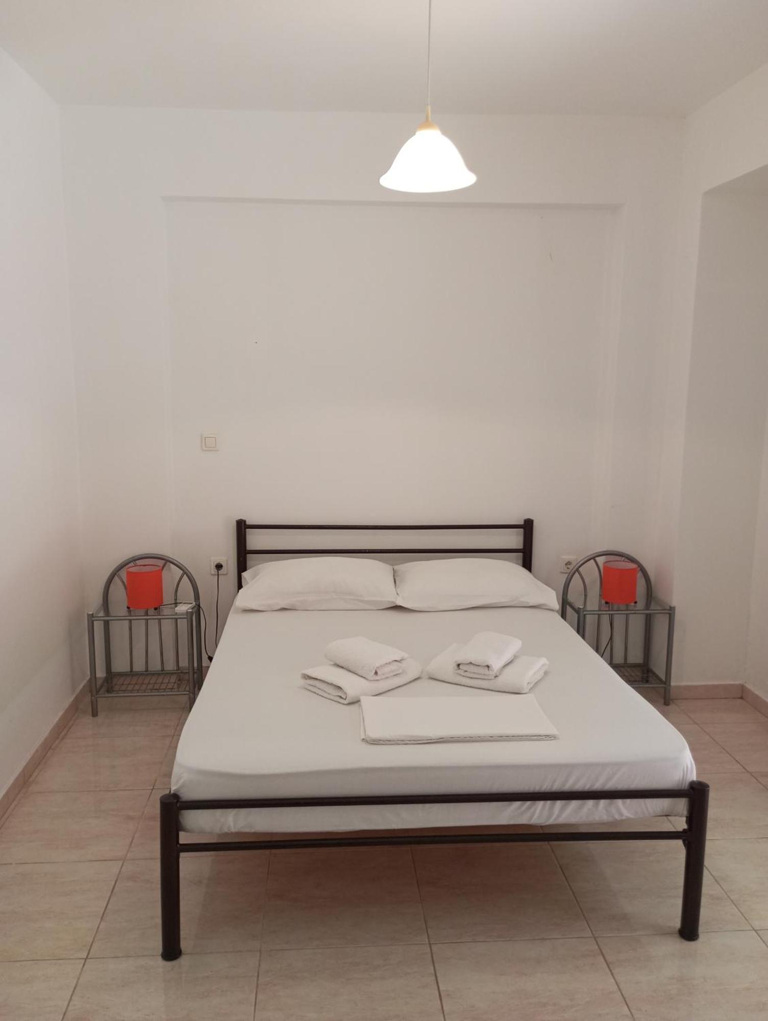 Sarakinos Apartments บาร์บาตี ภายนอก รูปภาพ
